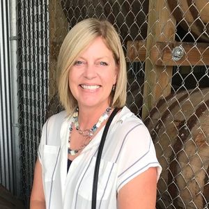 Meet your Posher, Lisa